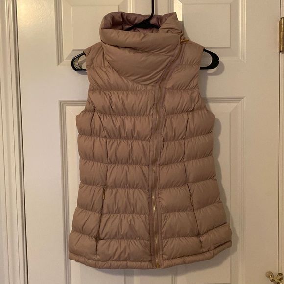 Athleta Cardamom Spice Downabout Vest - Picture 1 of 11
